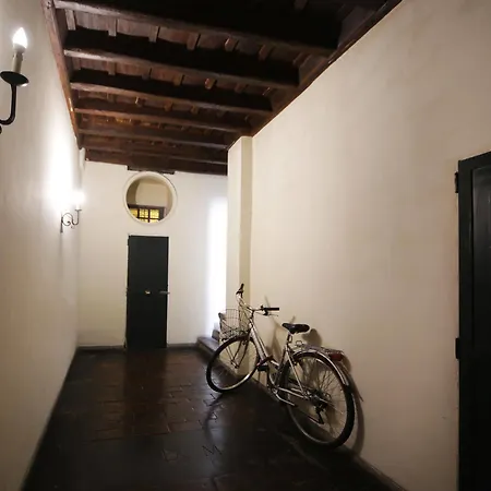 Borgo Pio 4* Roma