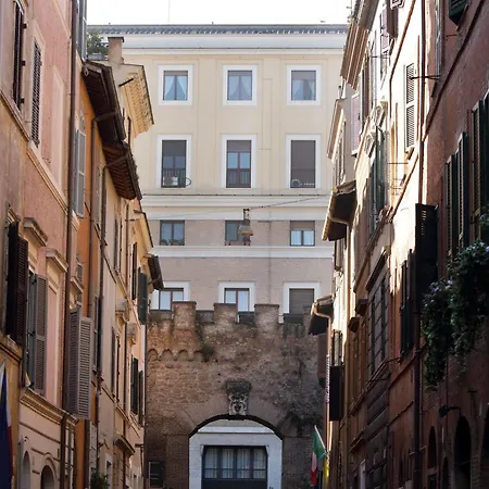 Affittacamere Borgo Pio 2*
